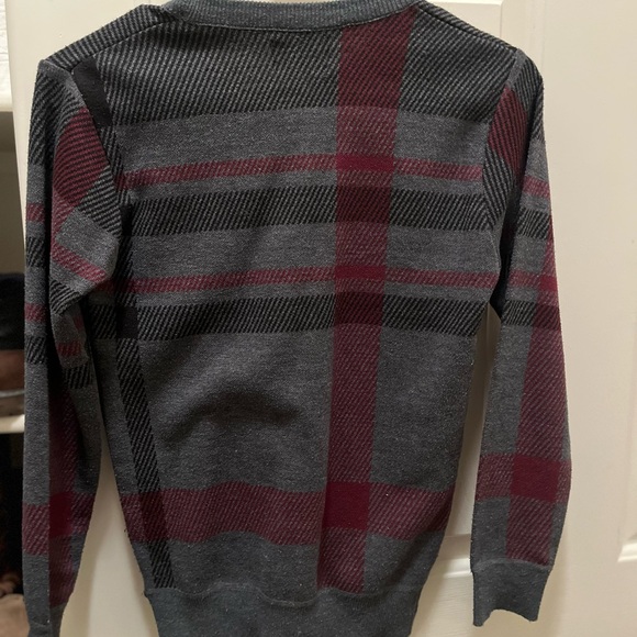 Two Faze 1 Sweaters, almost new - Picture 4 of 4
